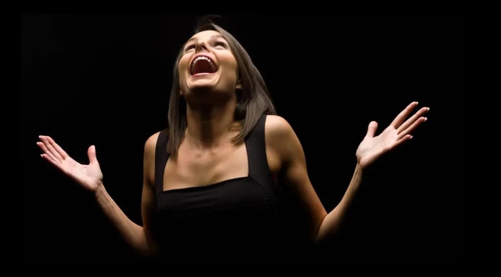 Objawy osobowości histrionicznej – jak je rozpoznać i zrozumieć