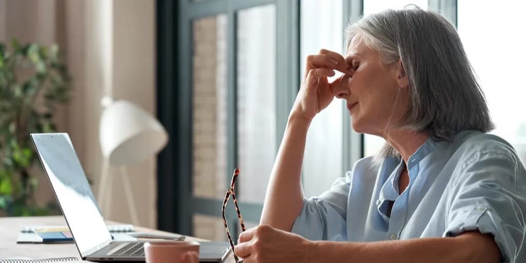 Jak rozpoznać syndrom suchego oka? Objawy, które warto znać