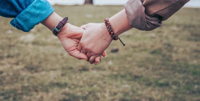 Jak skutecznie leczyć syndrom Otella i wspierać bliskich