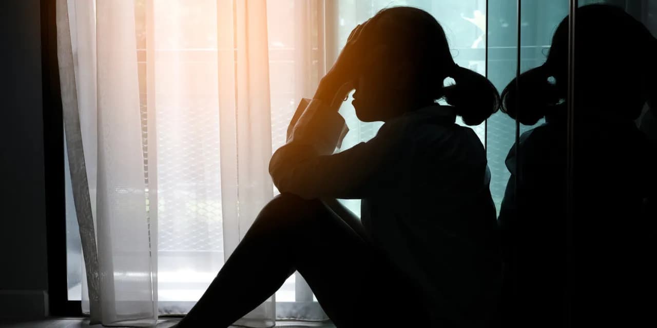 Silna depresja objawy fizyczne: jak rozpoznać ukryte dolegliwości